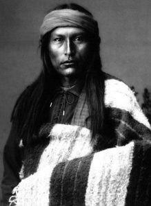 Naiche - Chiricahua Apache - El arte de acechar